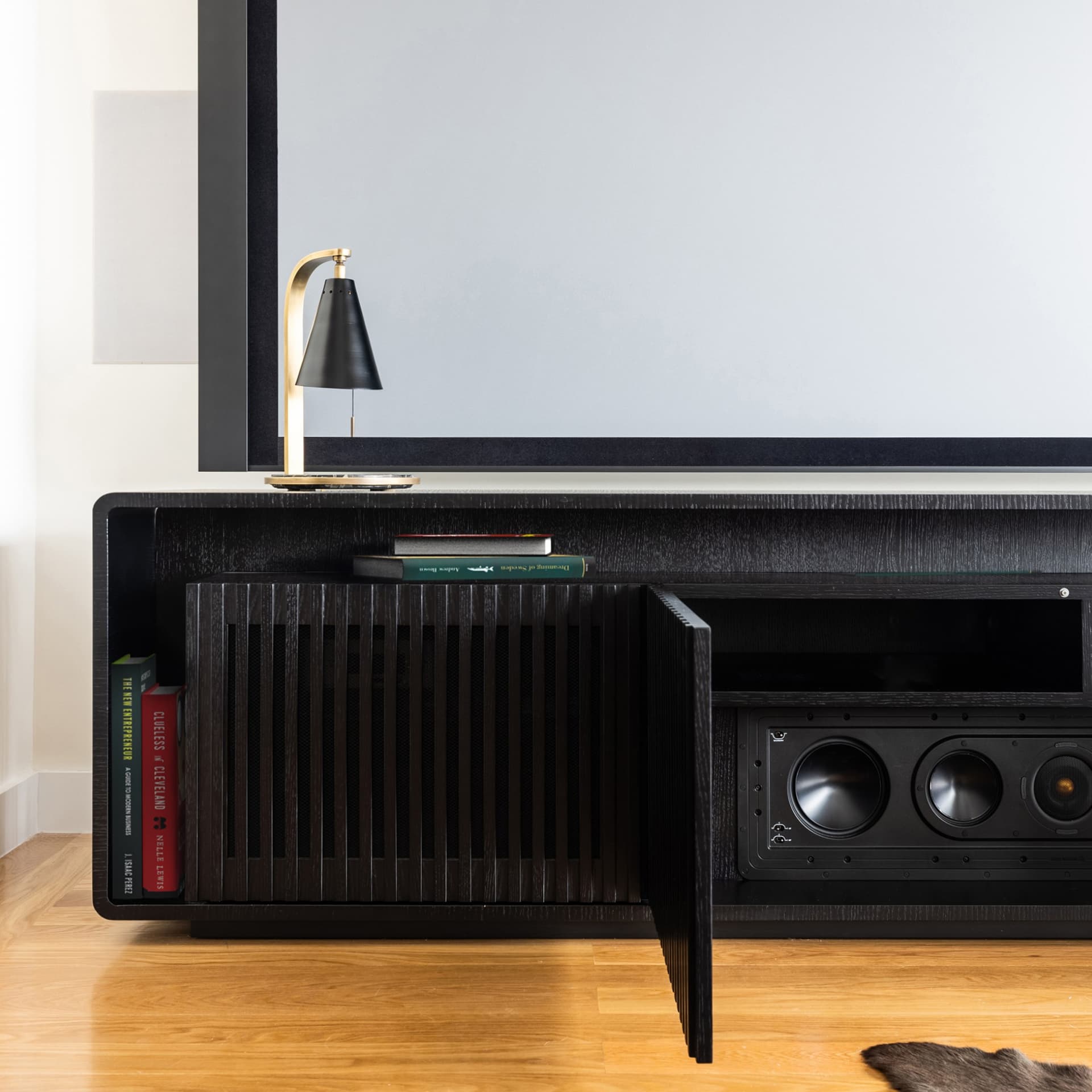 Hatt
VAULT
Wooden TV cabinet — 22