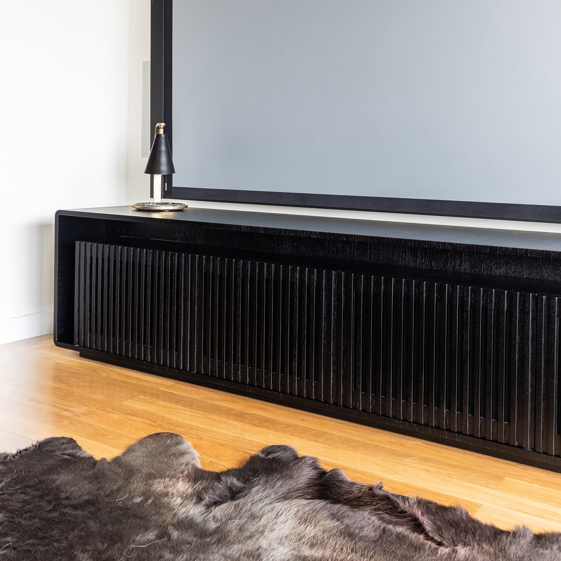 Hatt
VAULT
Wooden TV cabinet — 24