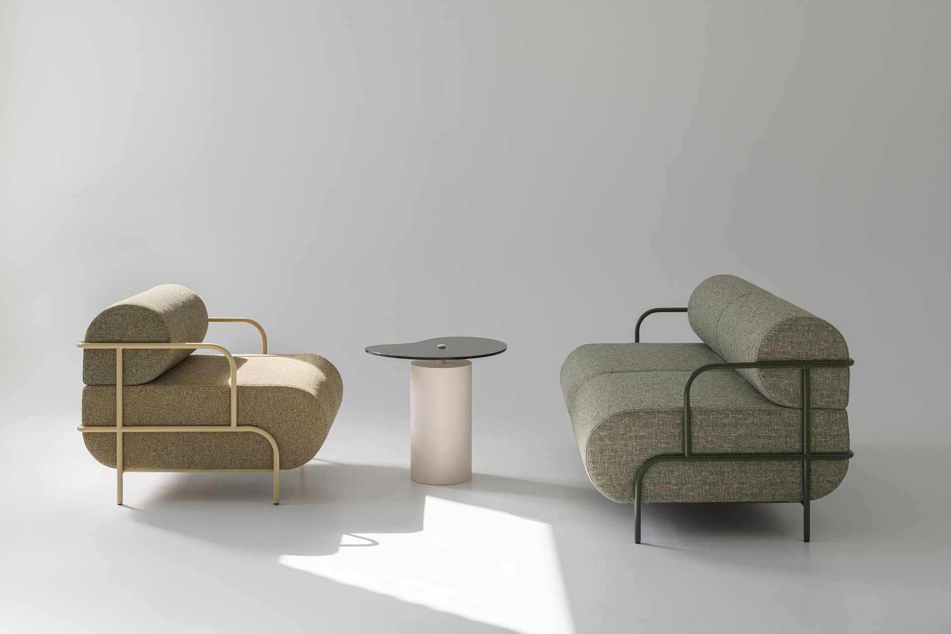 HIS
BALOO
2 seater fabric sofa — 3