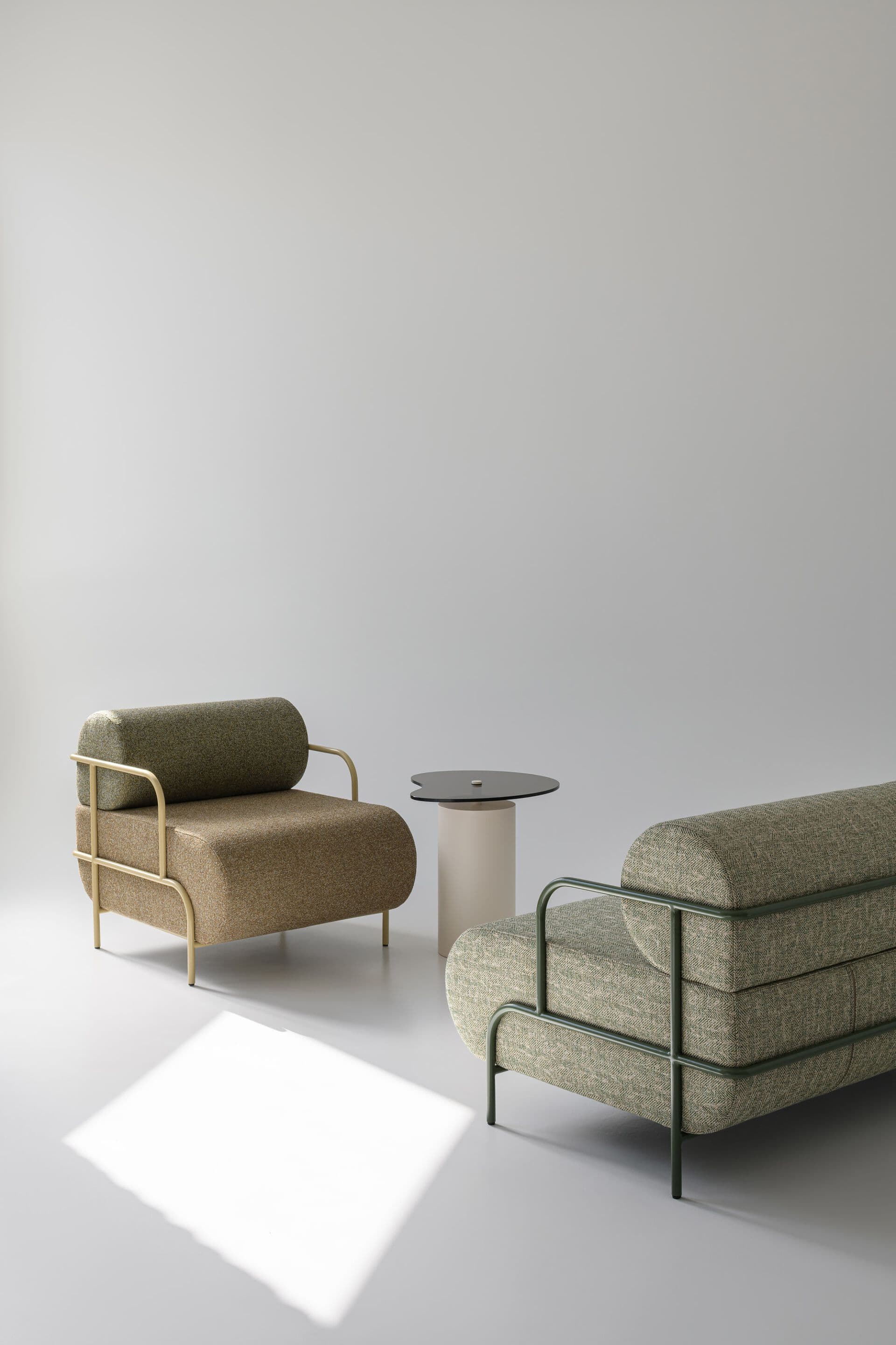 HIS
BALOO
2 seater fabric sofa — 5