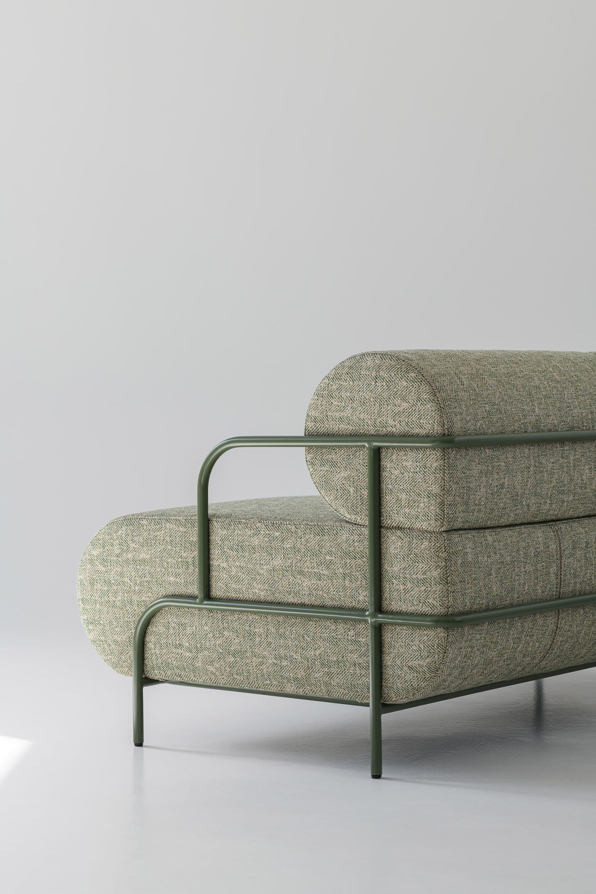 HIS
BALOO
2 seater fabric sofa — 7