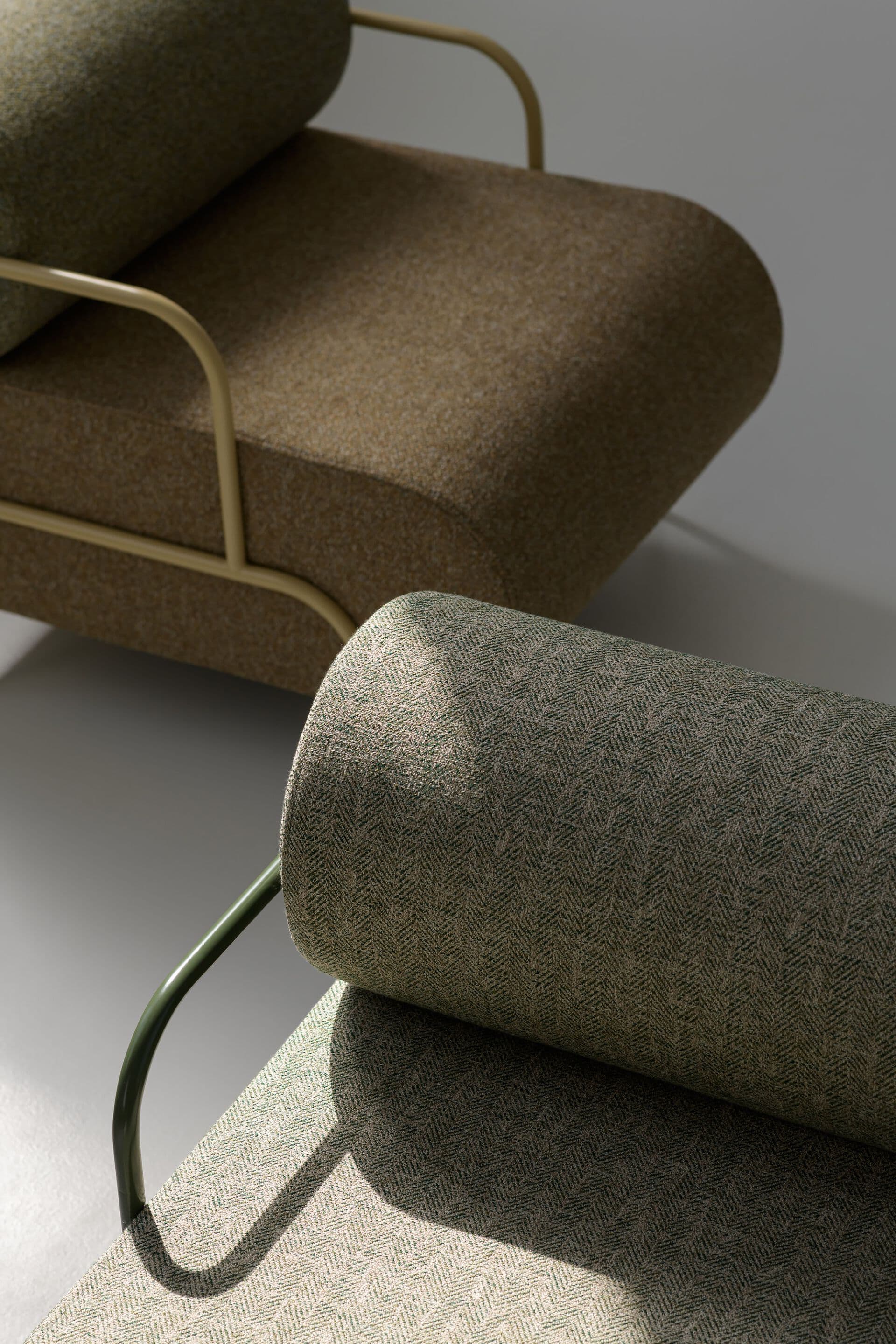 HIS
BALOO
2 seater fabric sofa — 9
