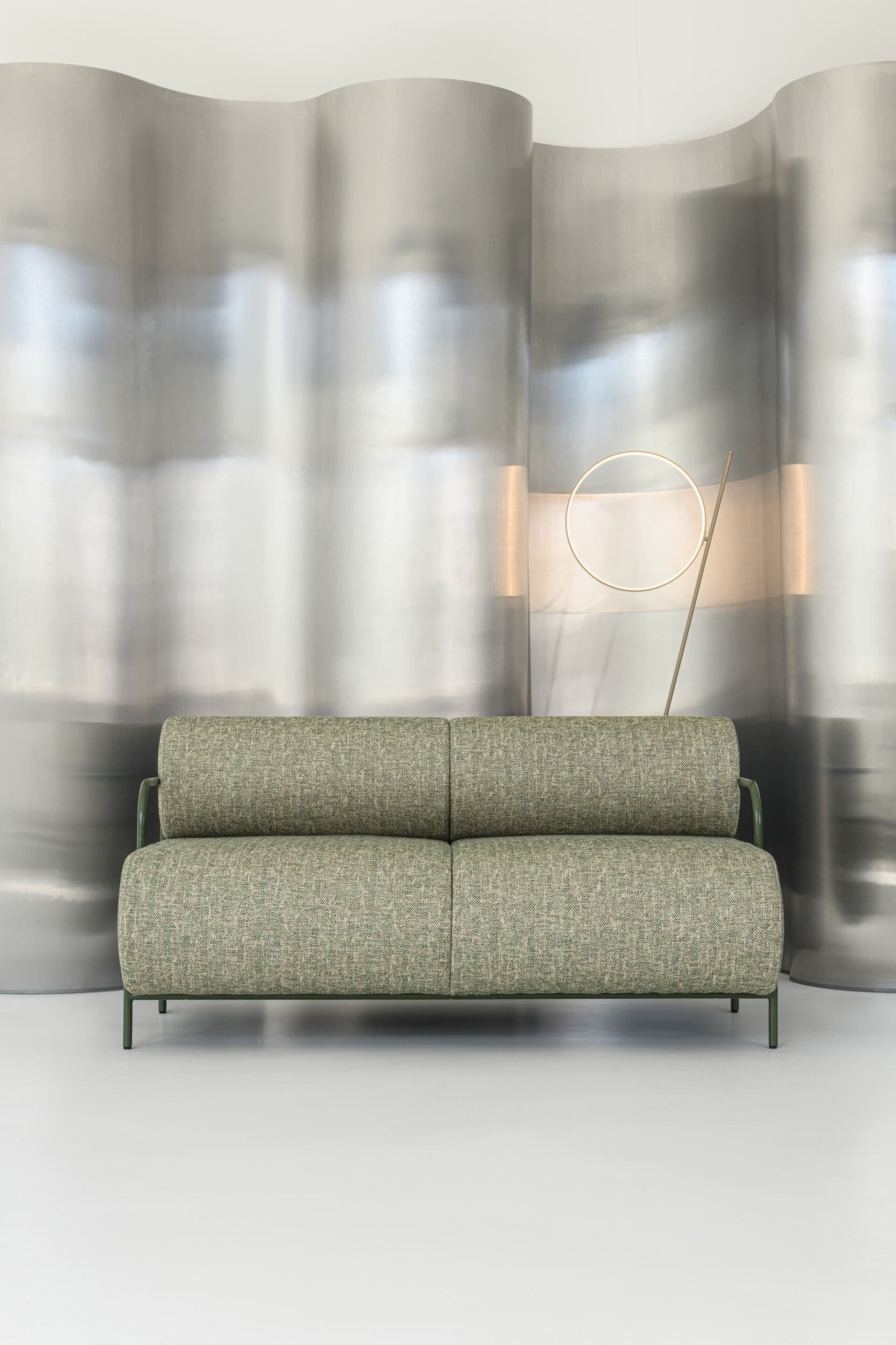 HIS
BALOO
2 seater fabric sofa — 10