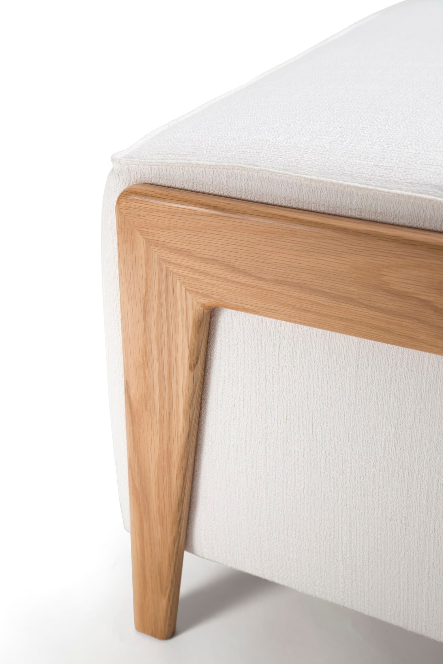 Inno
BOX WOOD
Upholstered bench — 9