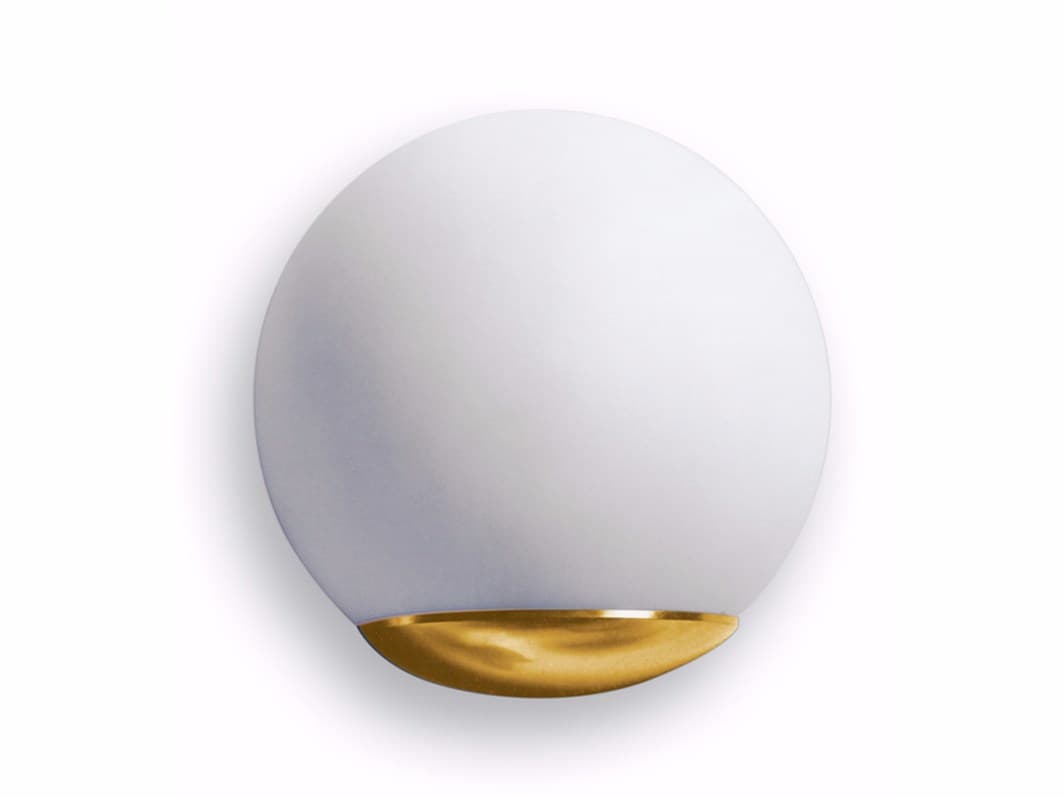 Jean Perzel
663
Glass wall light — 1