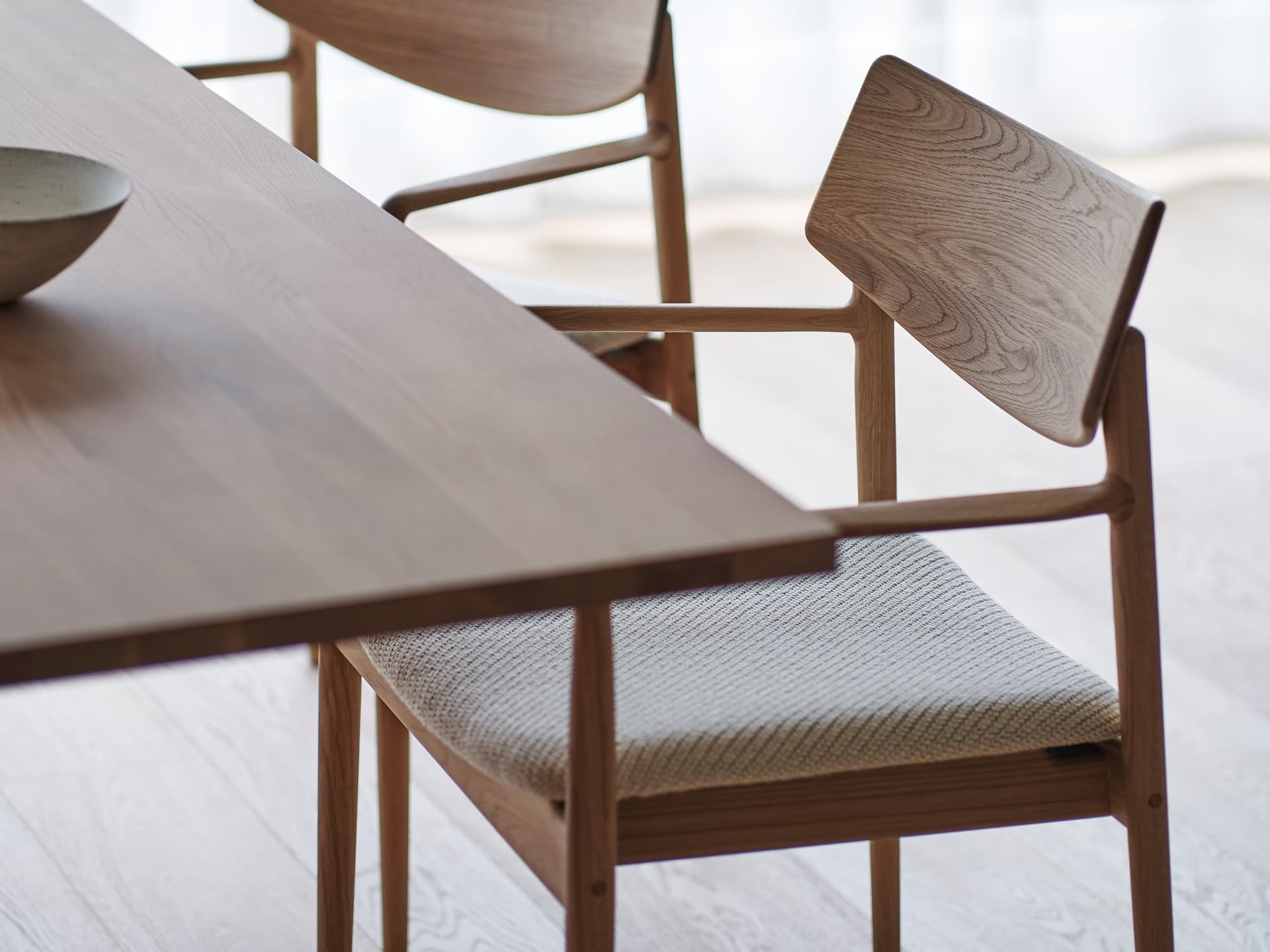 KARIMOKU
A-DC03
Wooden chair — 6