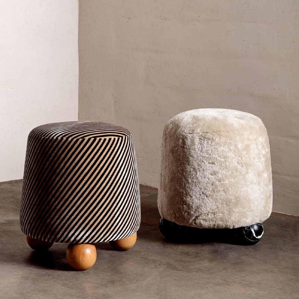 Kelly Wearstler
MORRO
Pouf / stool — 5