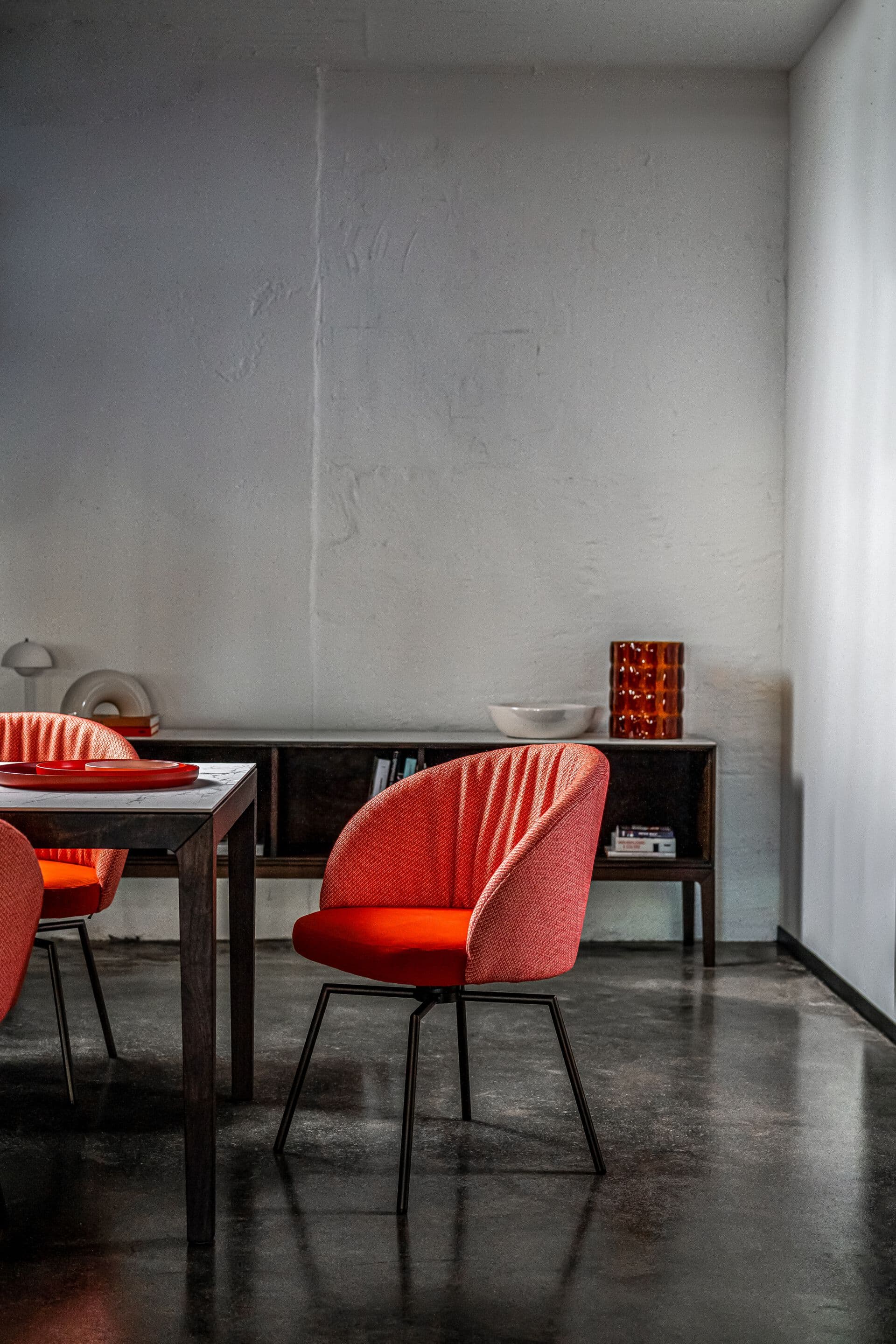 KFF
GIRO
Fabric chair — 10