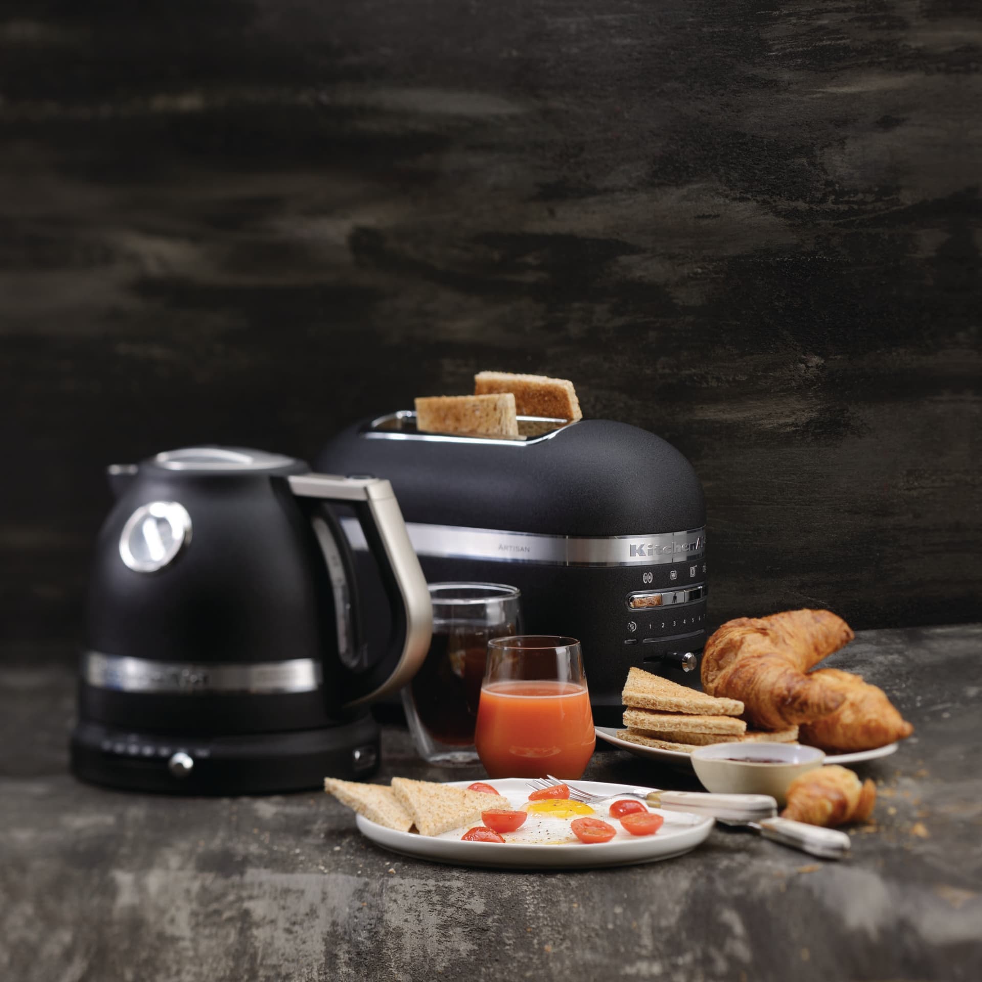 KitchenAid
ARTISAN
Toaster — 4