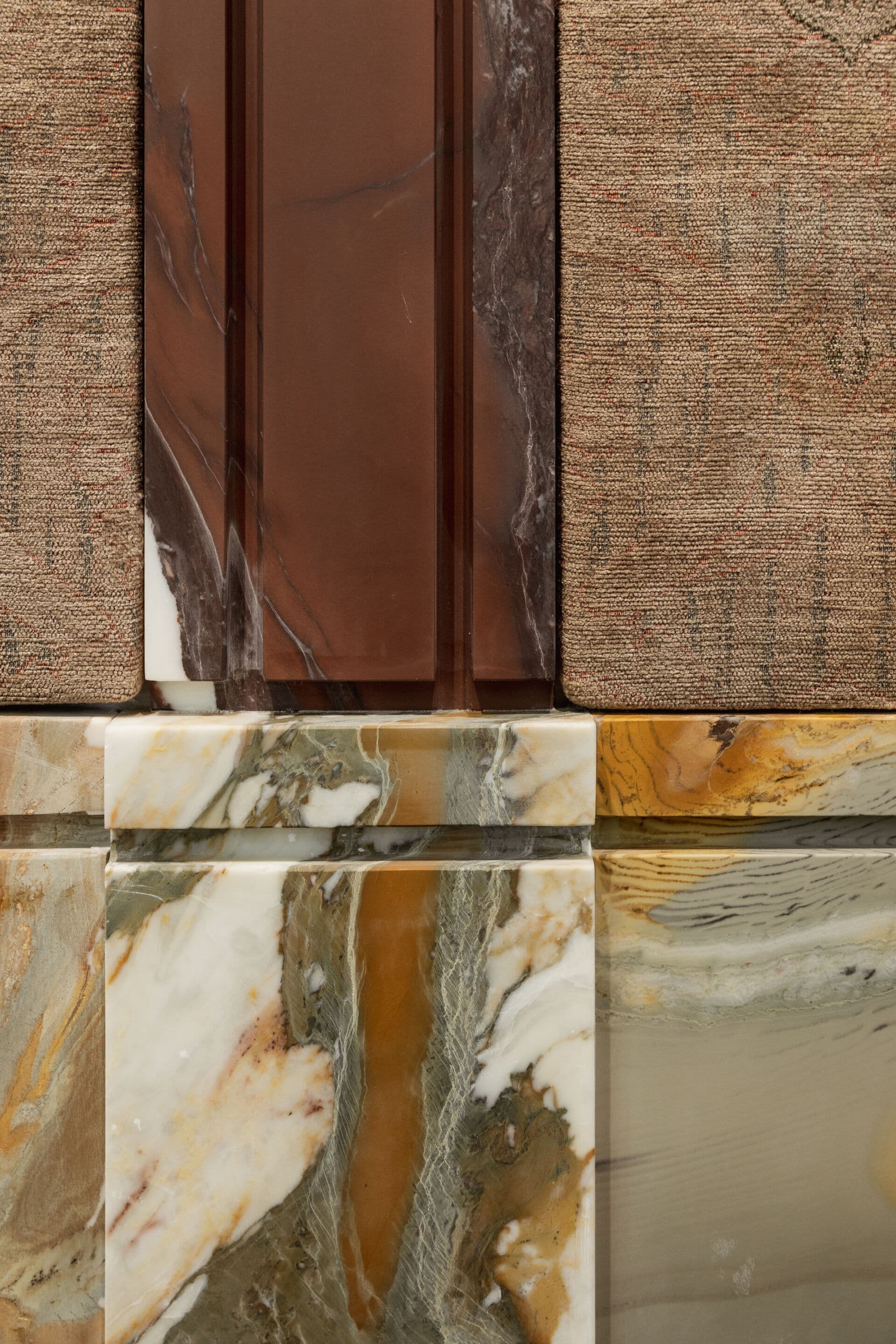 Kreoo
CENTURY
Boiserie — 5