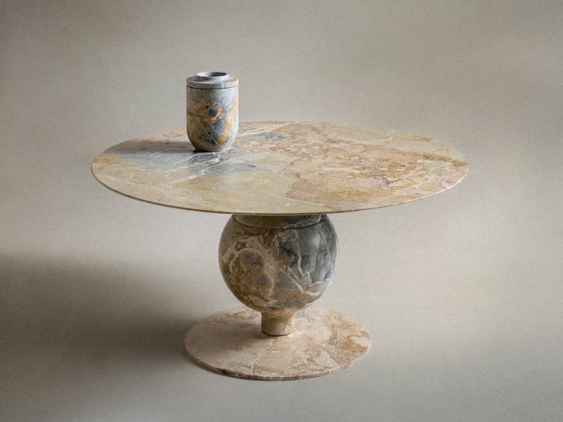 Kreoo
KING
Round marble table — 1