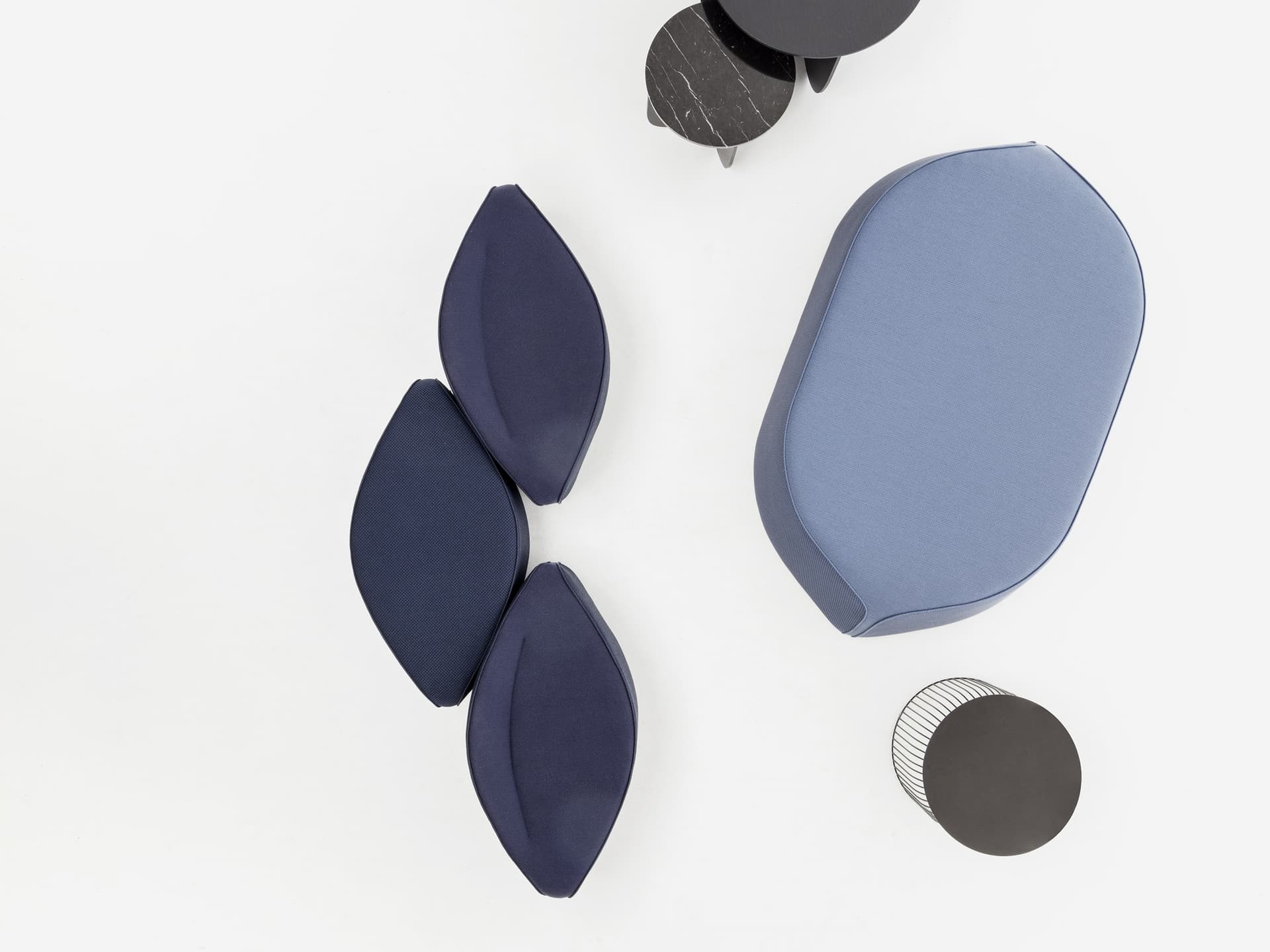 La Cividina
WAVES
Pouf — 4