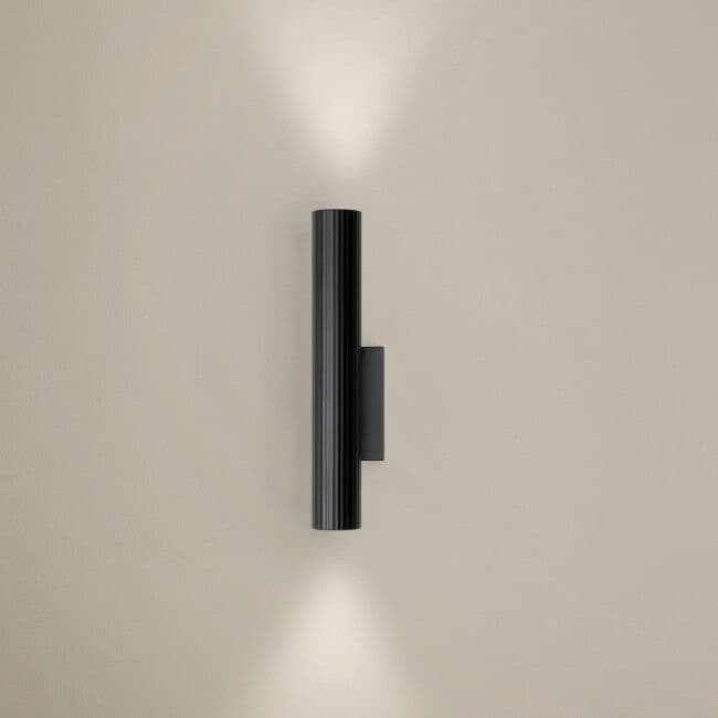 LedsC4
PROLIX
Metal wall lamp — 4