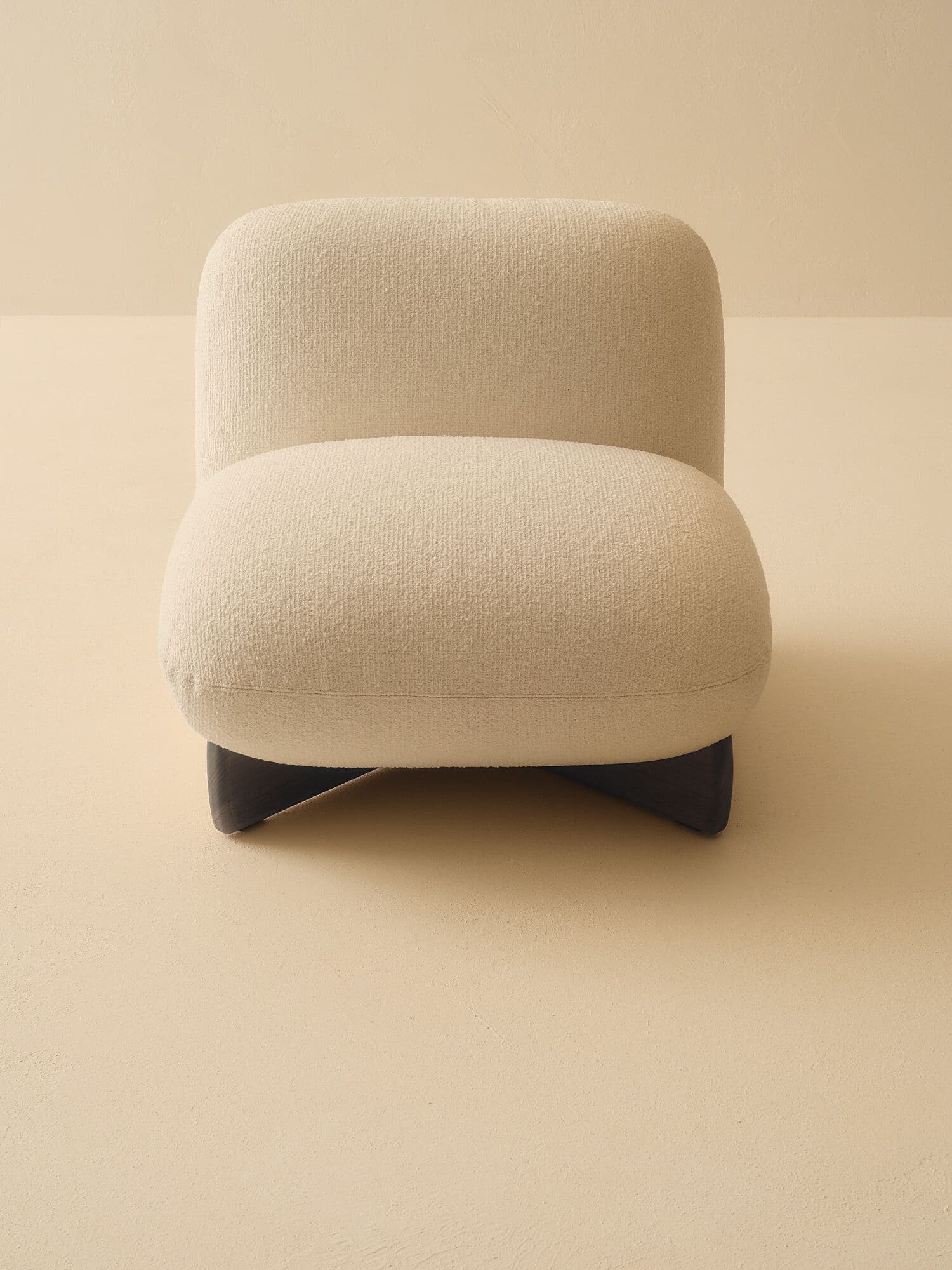 Lema
HASU
Armchair — 6
