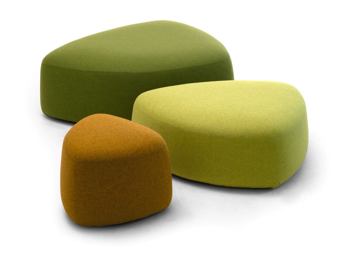 Leyform
GOGO
Fabric pouf — 1