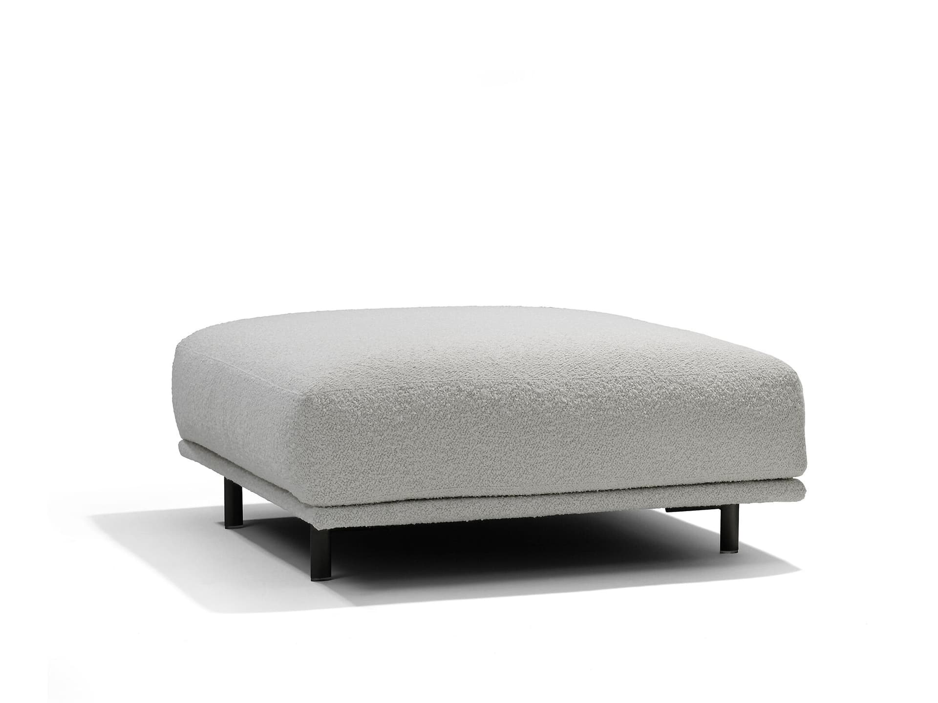 Linteloo
EDOARDO
Fabric pouf — 1