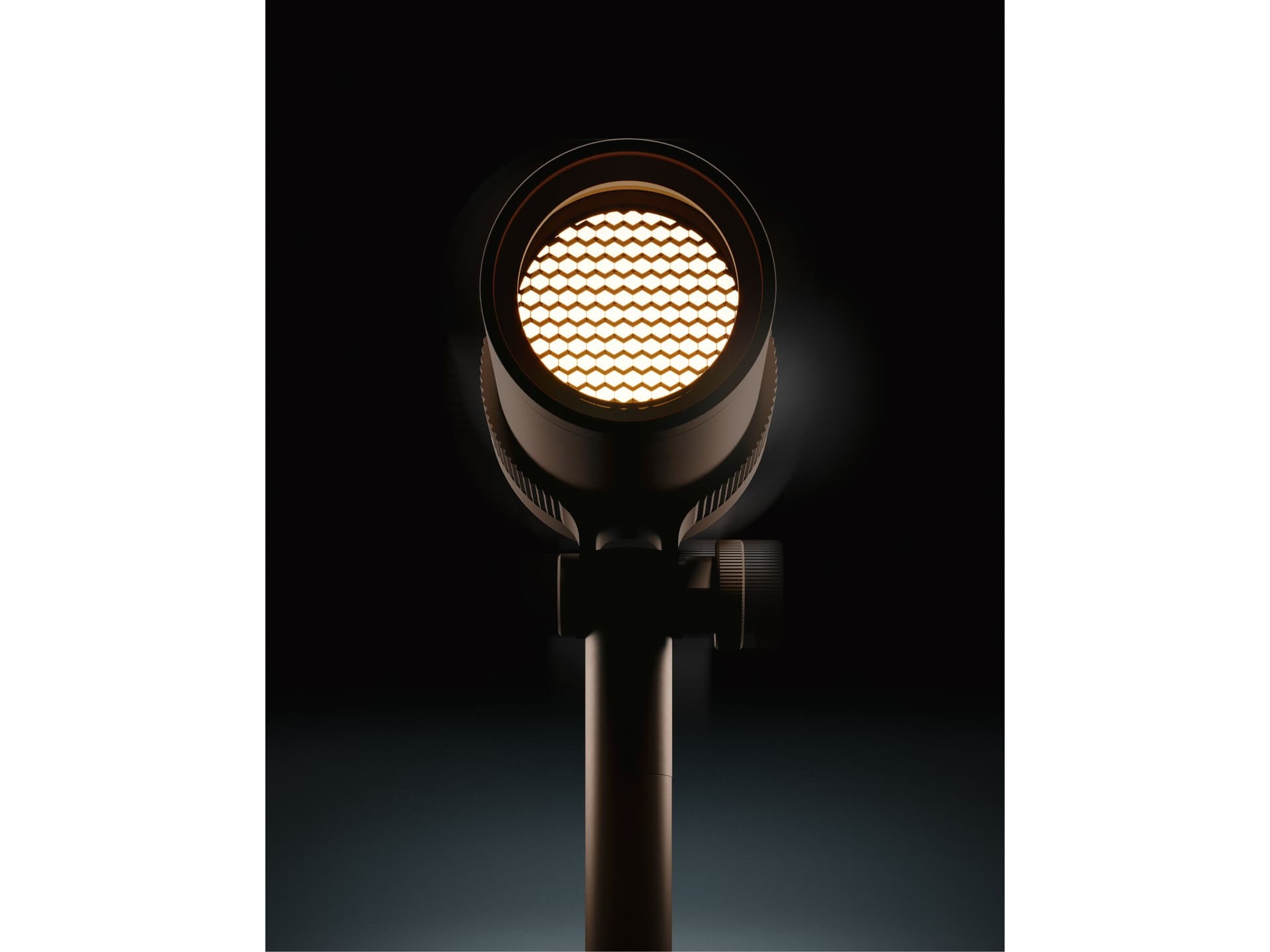 LODES
FOCUS
LED bollard light — 4