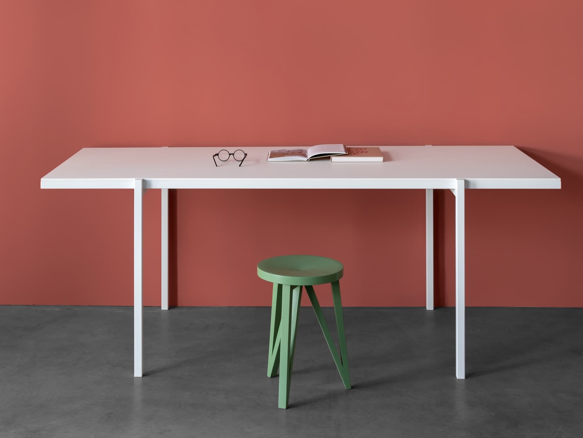 LOEHR
DL5 NEO
Table / desk — 13