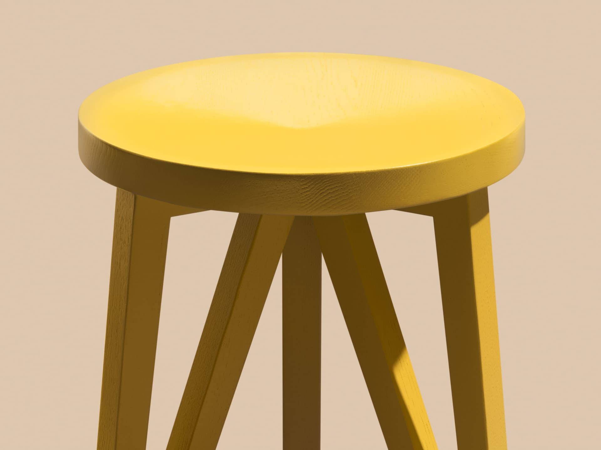 LOEHR
JL1 FABER
Solid wood stool — 2