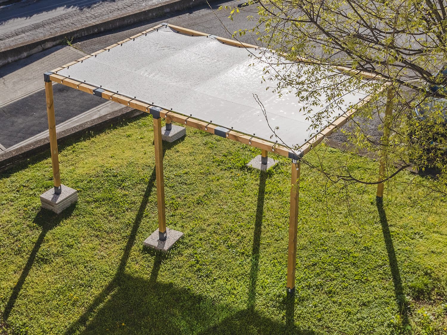 Maanta
BUGNA
Awning — 1