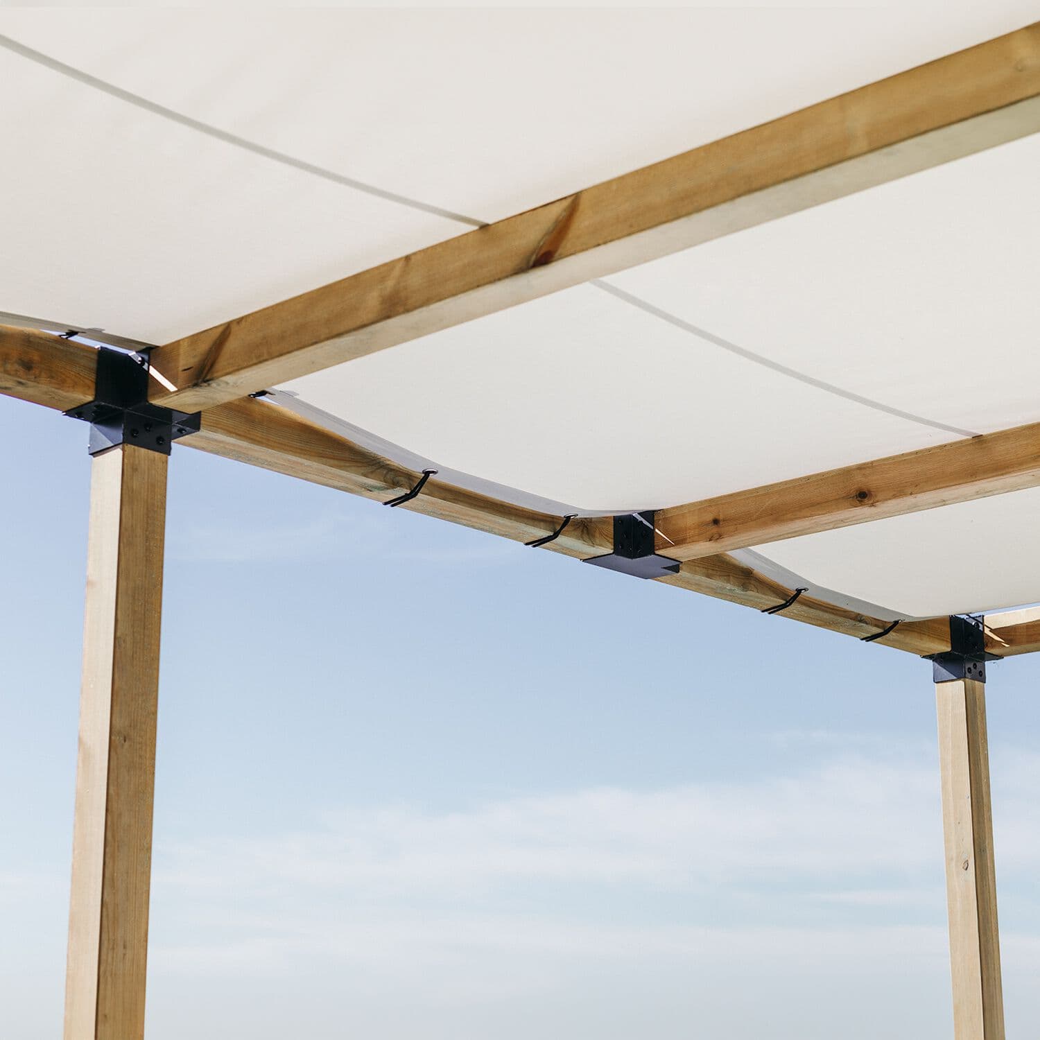 Maanta
BUGNA
Awning — 40