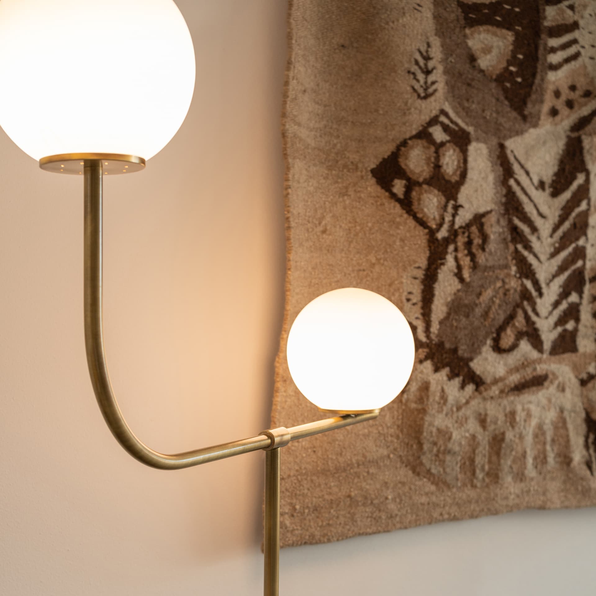 MARIONI
PINS
Floor lamp — 6