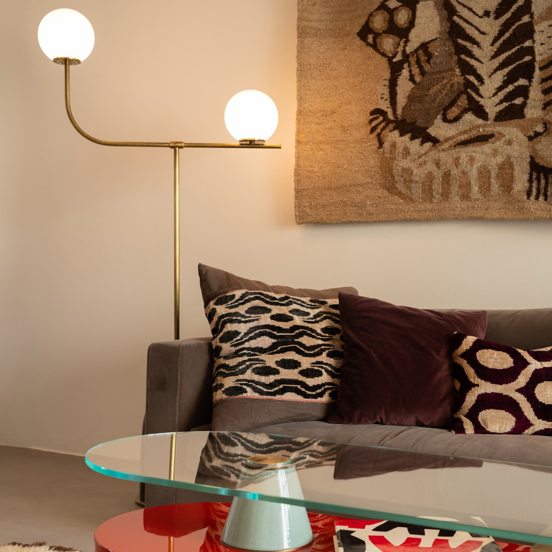 MARIONI
PINS
Floor lamp — 8