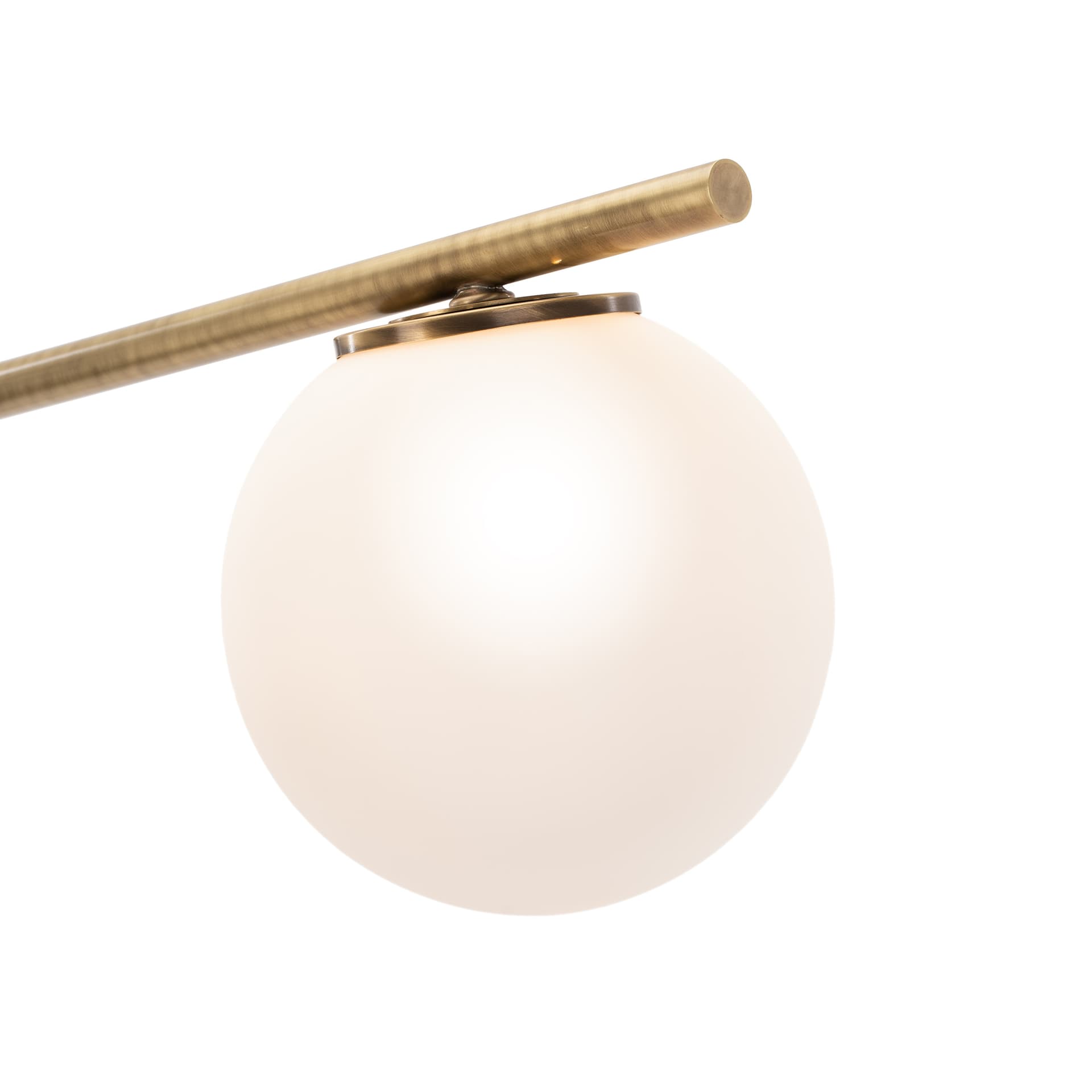 MARIONI
PINS
Reading floor lamp — 3
