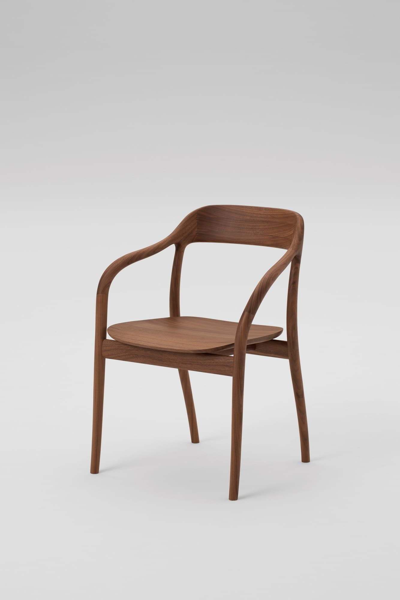 Maruni
TAKO 2563-61
Walnut chair — 2