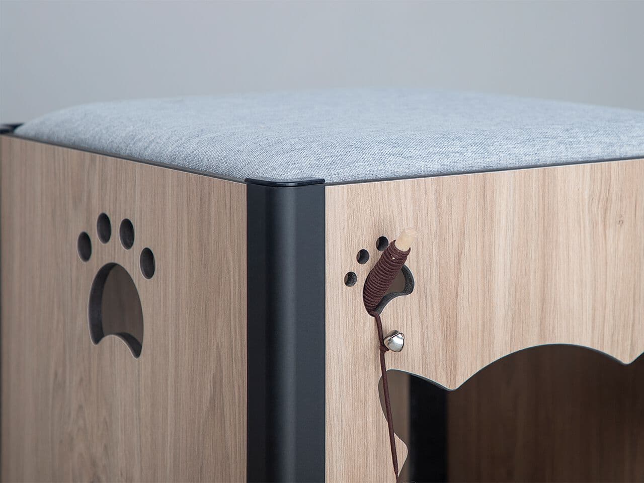 MaxForm
KIT CAT
Dogbasket — 4
