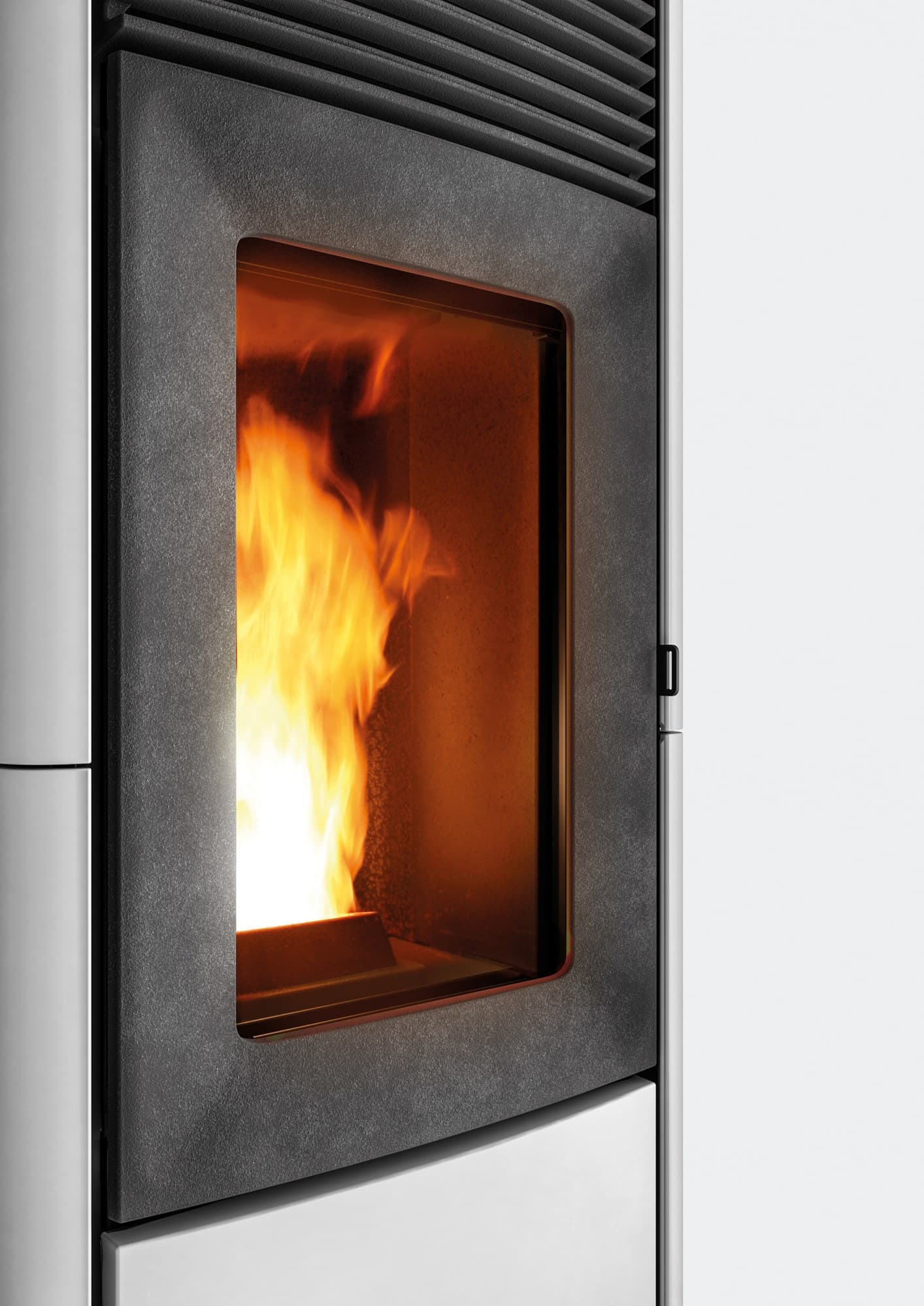 MCZ
STAR
Ceramic pellet stove — 6