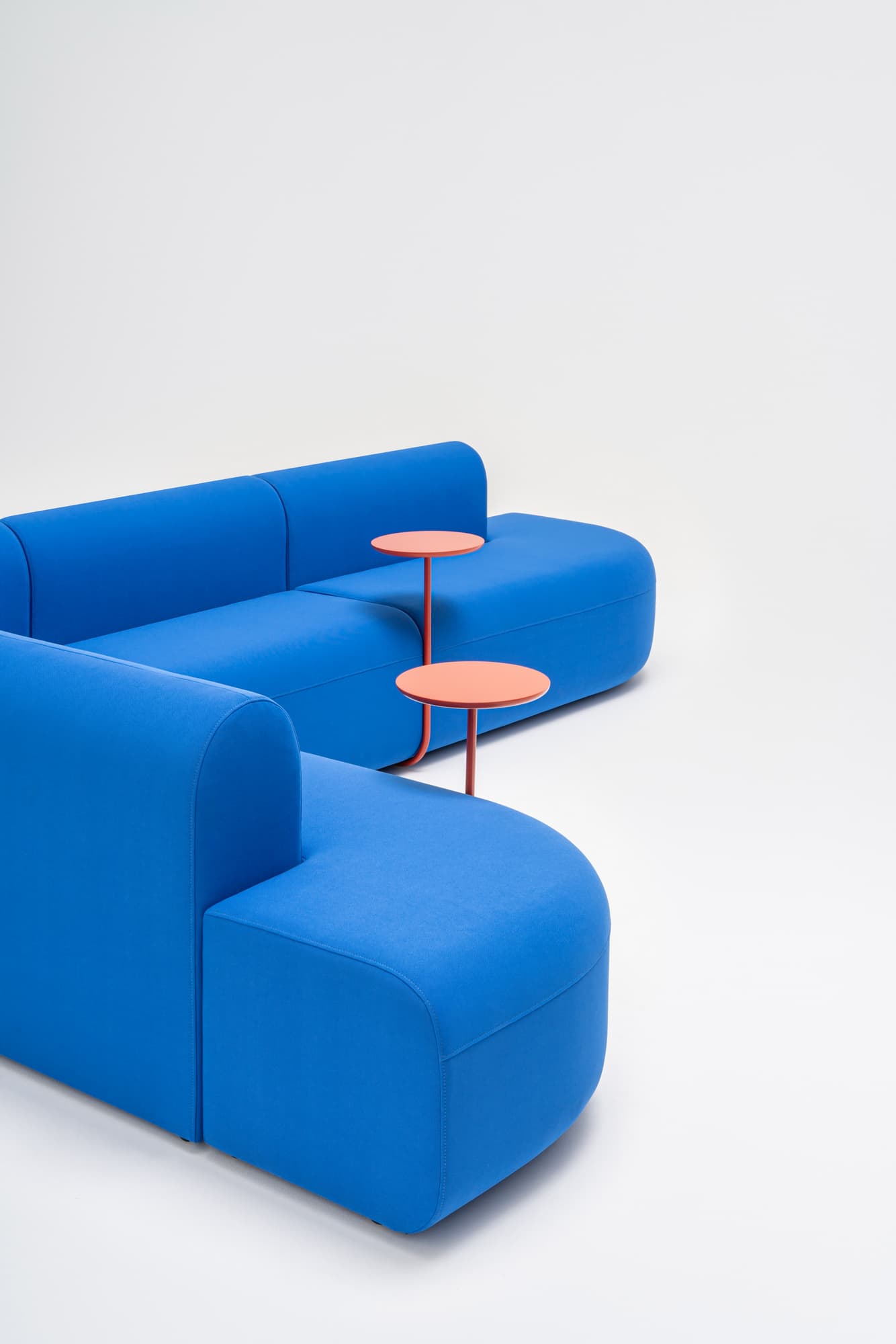 MDD
ARTIKO
Modular fabric sofa — 61