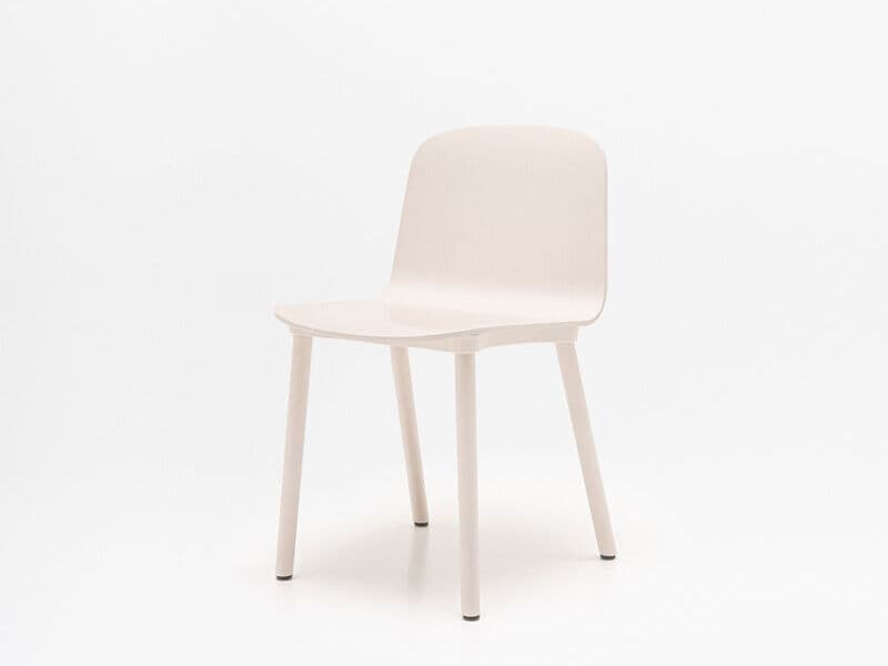 MDD
NUD
Wooden chair — 2