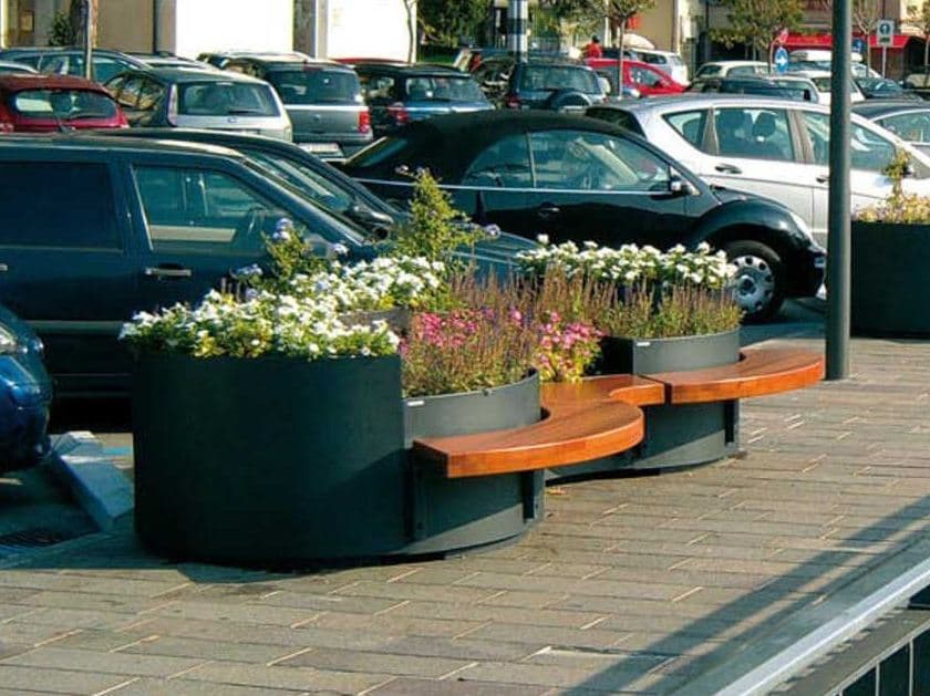 Metalco
FLÒ
Steel flower pot — 1