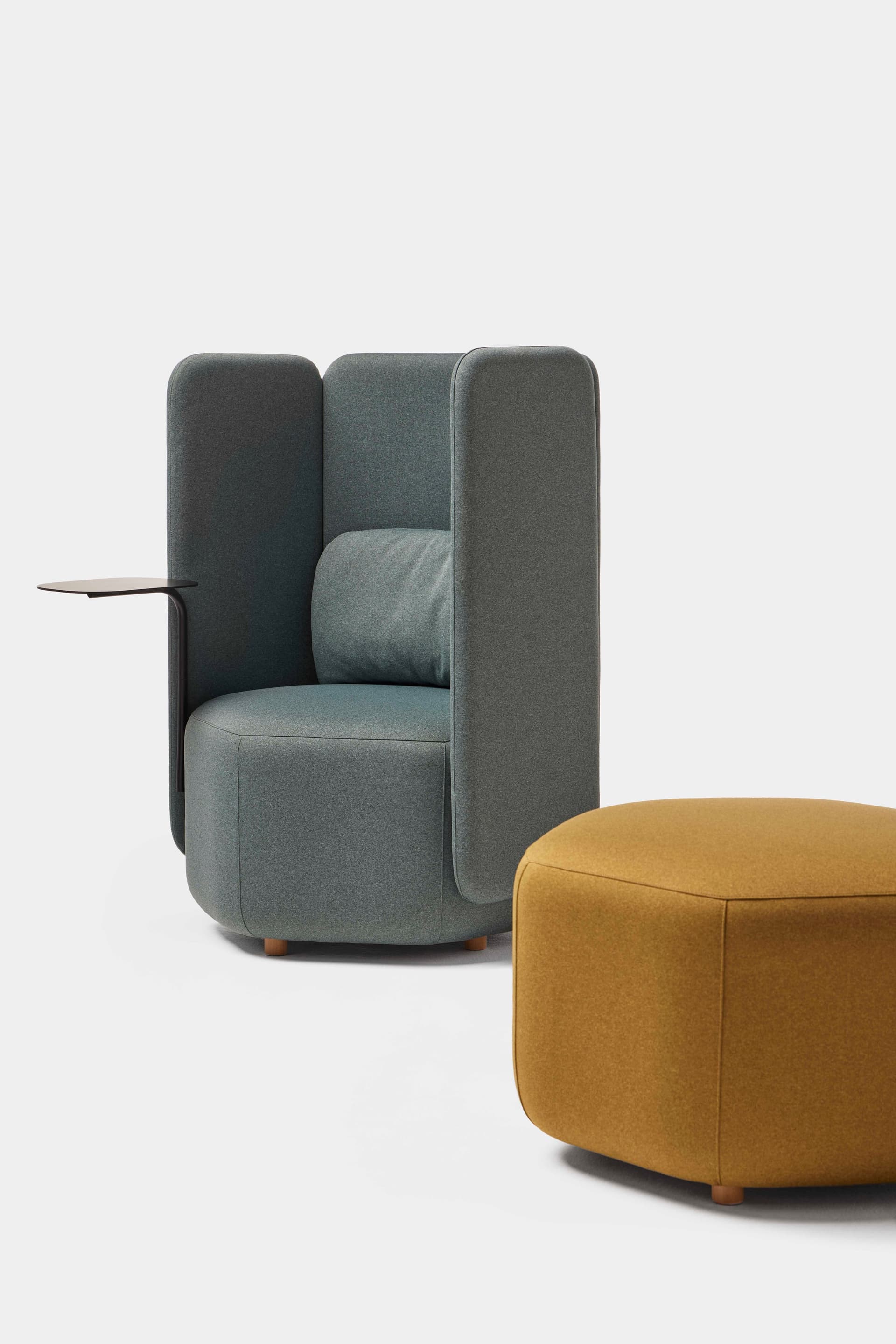 Missana
HEX
Fabric pouf — 4