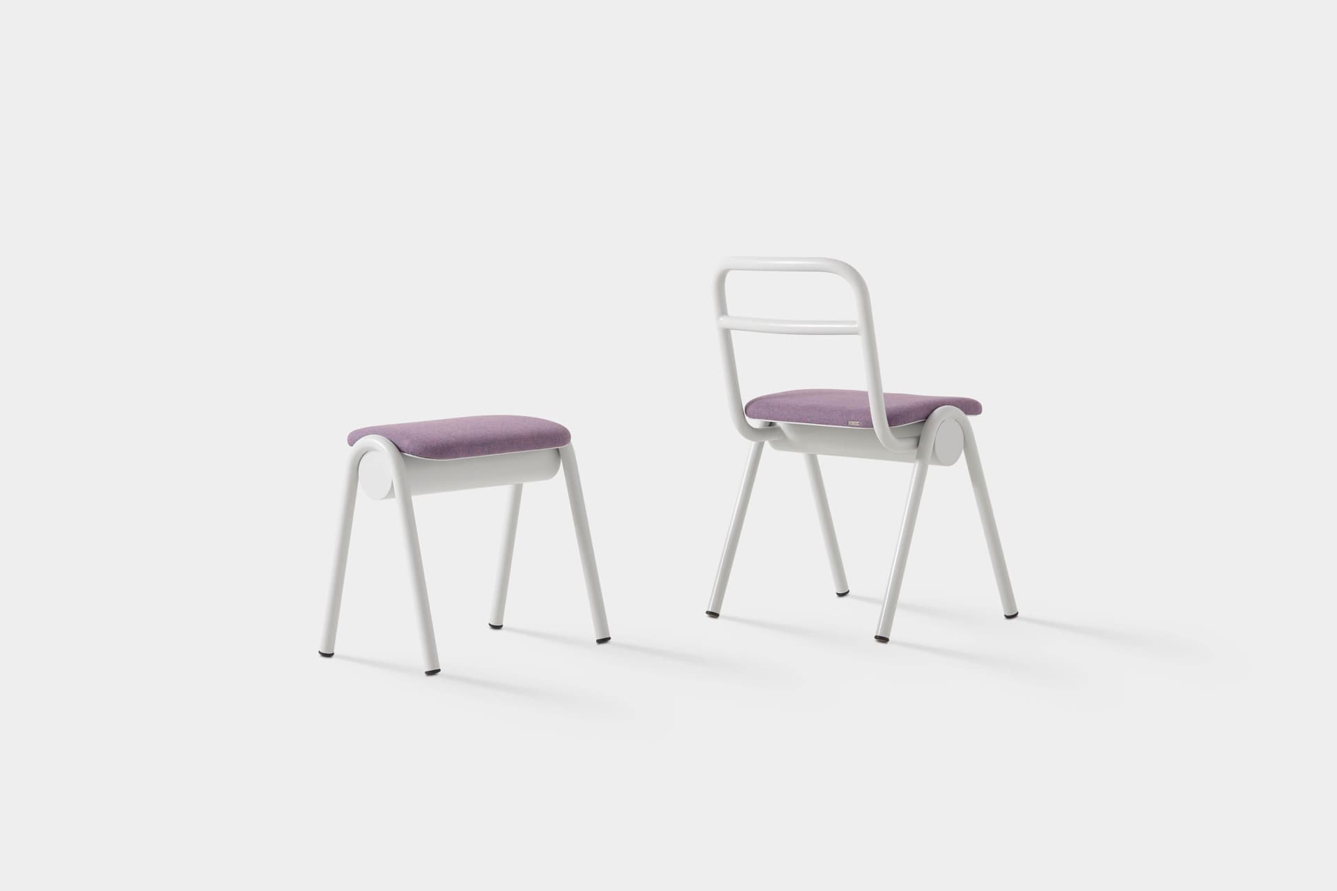 Missana
ZUM
Low aluminium stool — 4