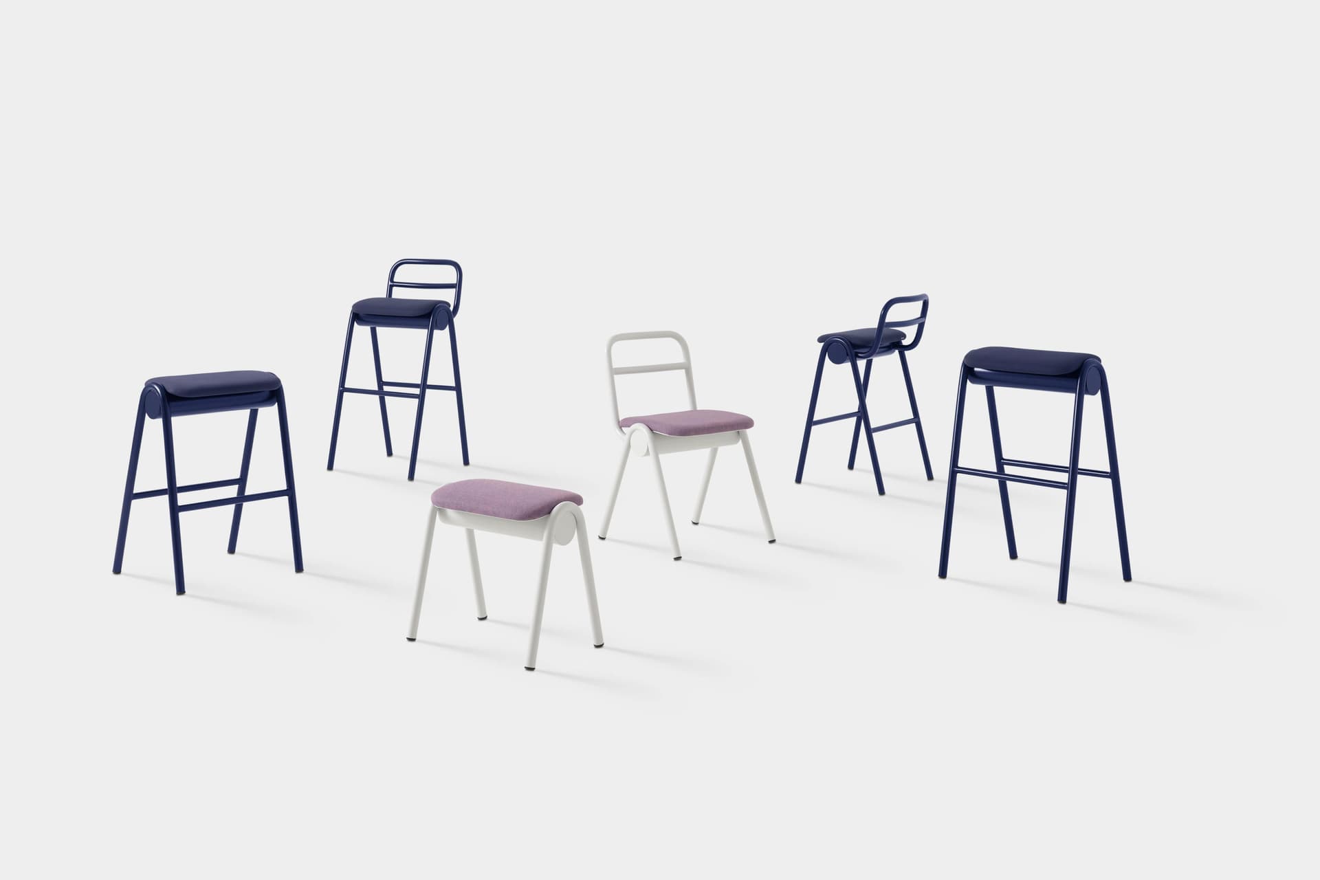 Missana
ZUM
Low aluminium stool — 6