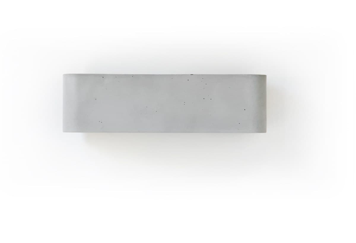 Moab
LUCE10
Cement wall lamp — 7