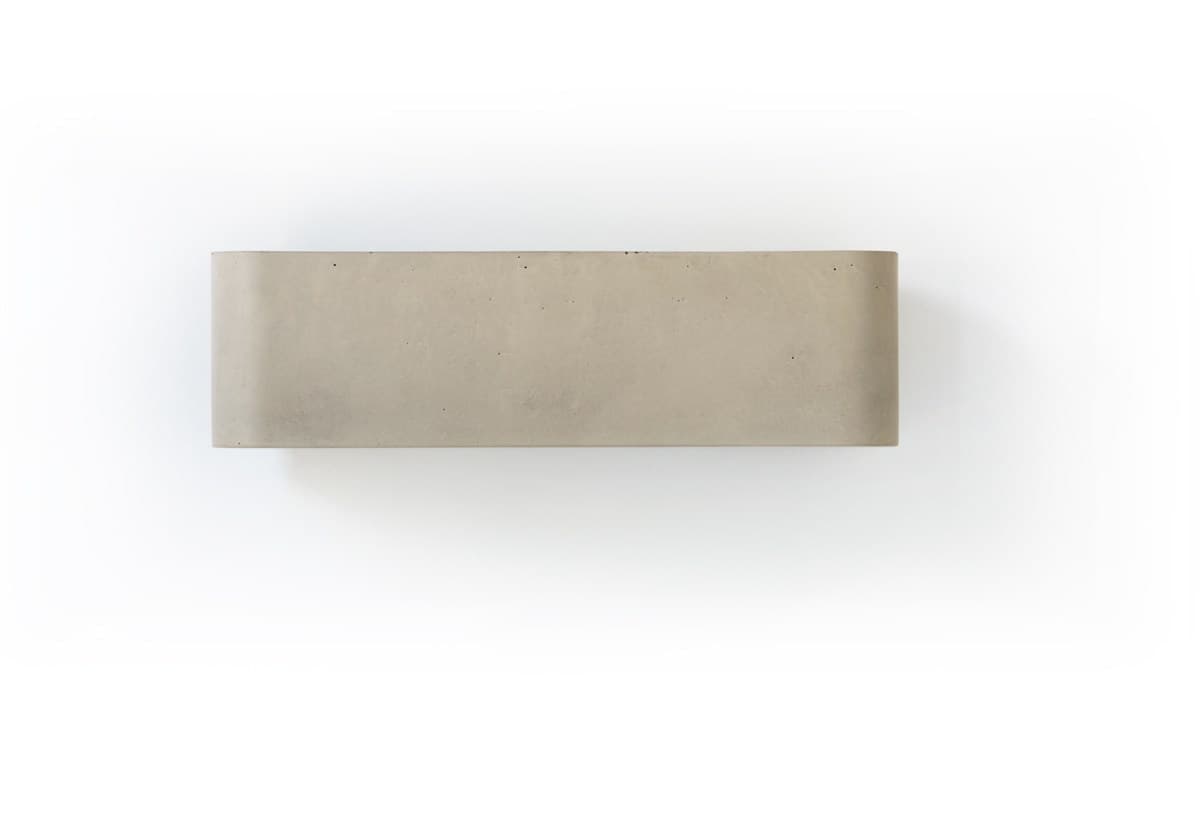 Moab
LUCE10
Cement wall lamp — 8