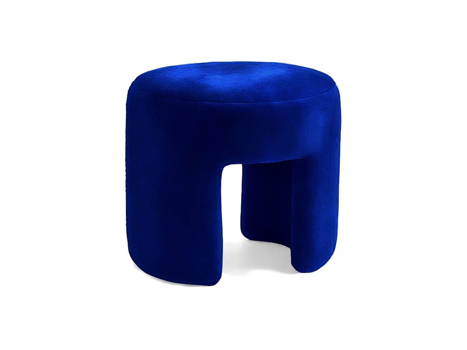 Moanne
FURIA
Low fabric stool — 1