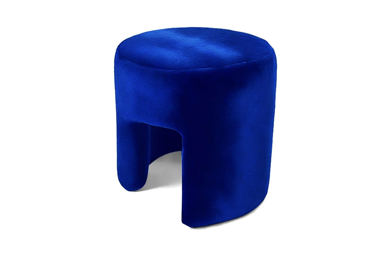 Moanne
FURIA
Low fabric stool — 10