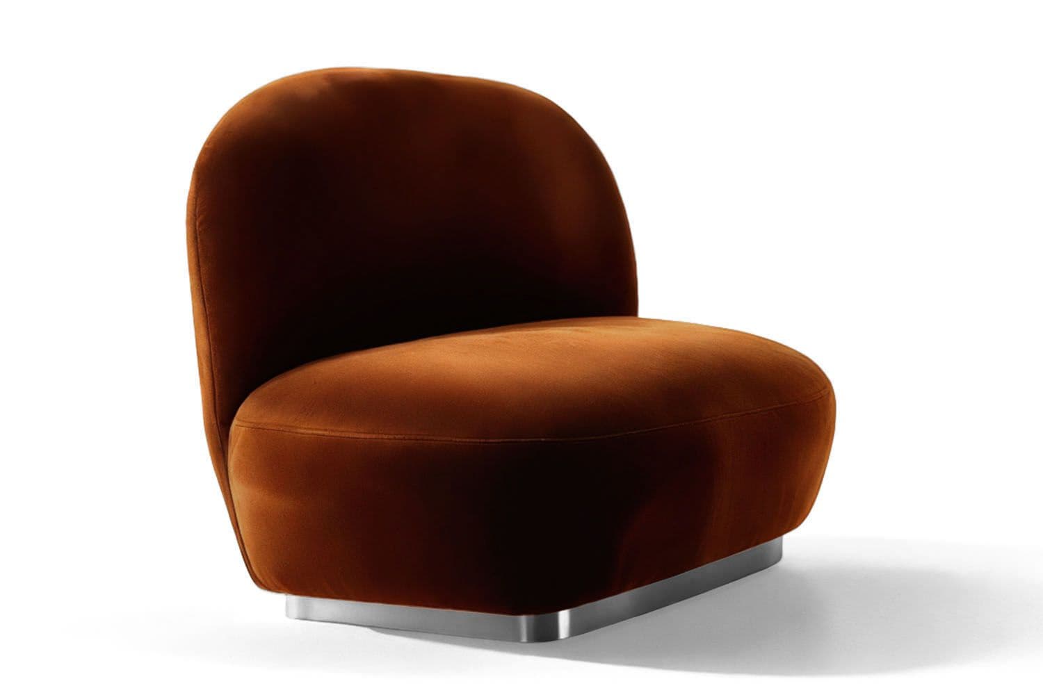 Moanne
SUSURRO
Fabric armchair — 13
