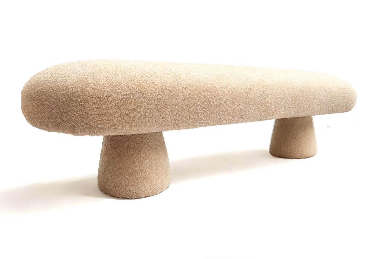 Moanne
ÉXTASIS
Fabric bench — 7