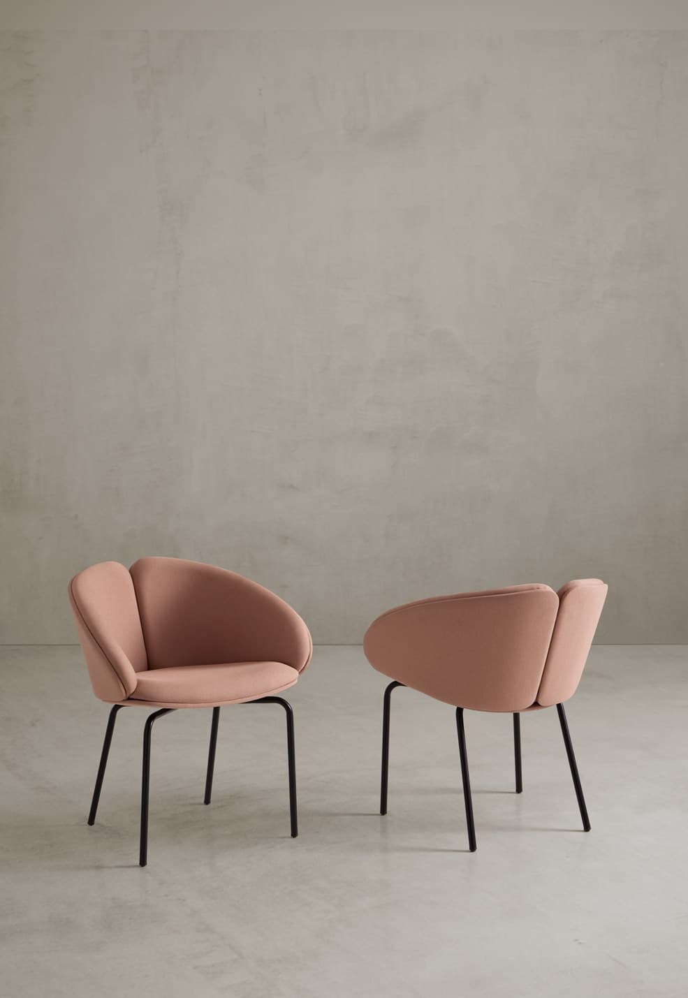 Mobboli
PEACH
Fabric chair — 3
