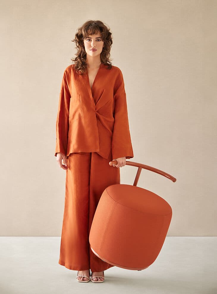 Mobboli
TIBO
Round fabric pouf — 9