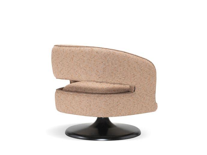 Molteni & C.
LINEA
Swivel armchair — 3