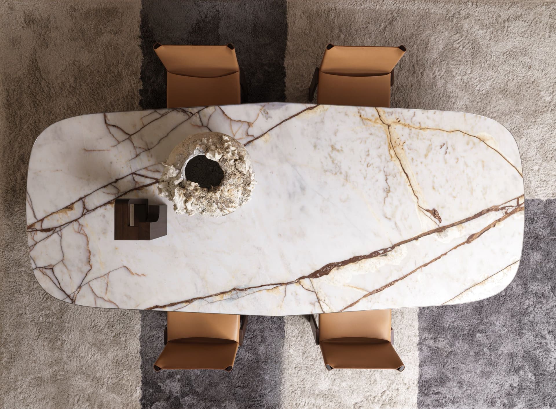 Molteni & C.
LISE
Marble table — 5