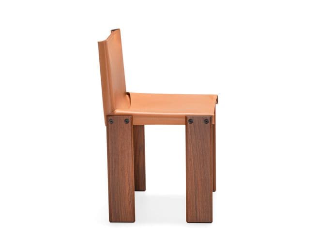 Molteni & C.
MONK
Leather chair — 5