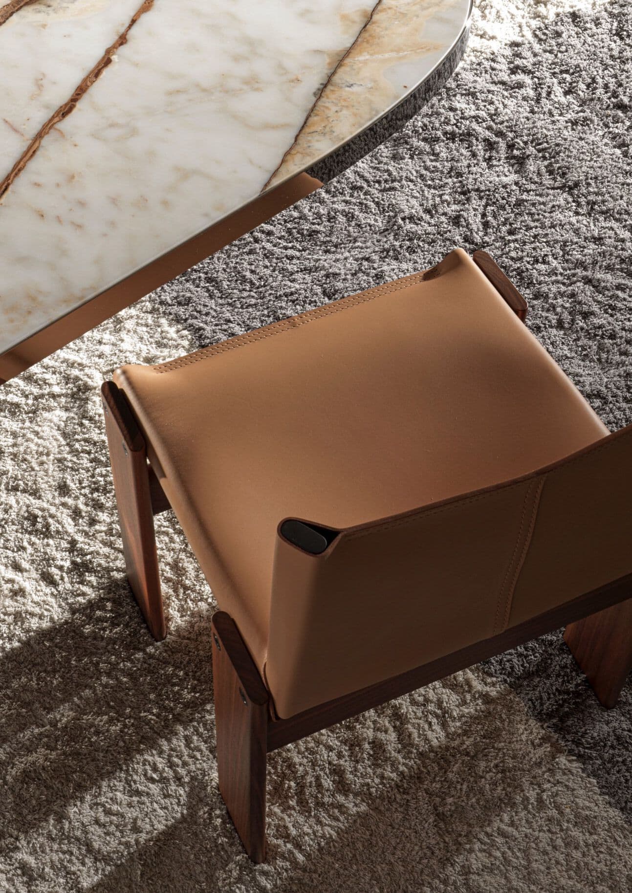 Molteni & C.
MONK
Leather chair — 9