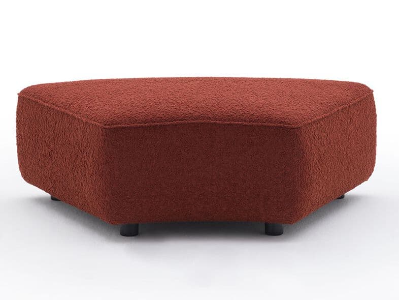 Montbel
CHANEL 5557
Fabric pouf — 1